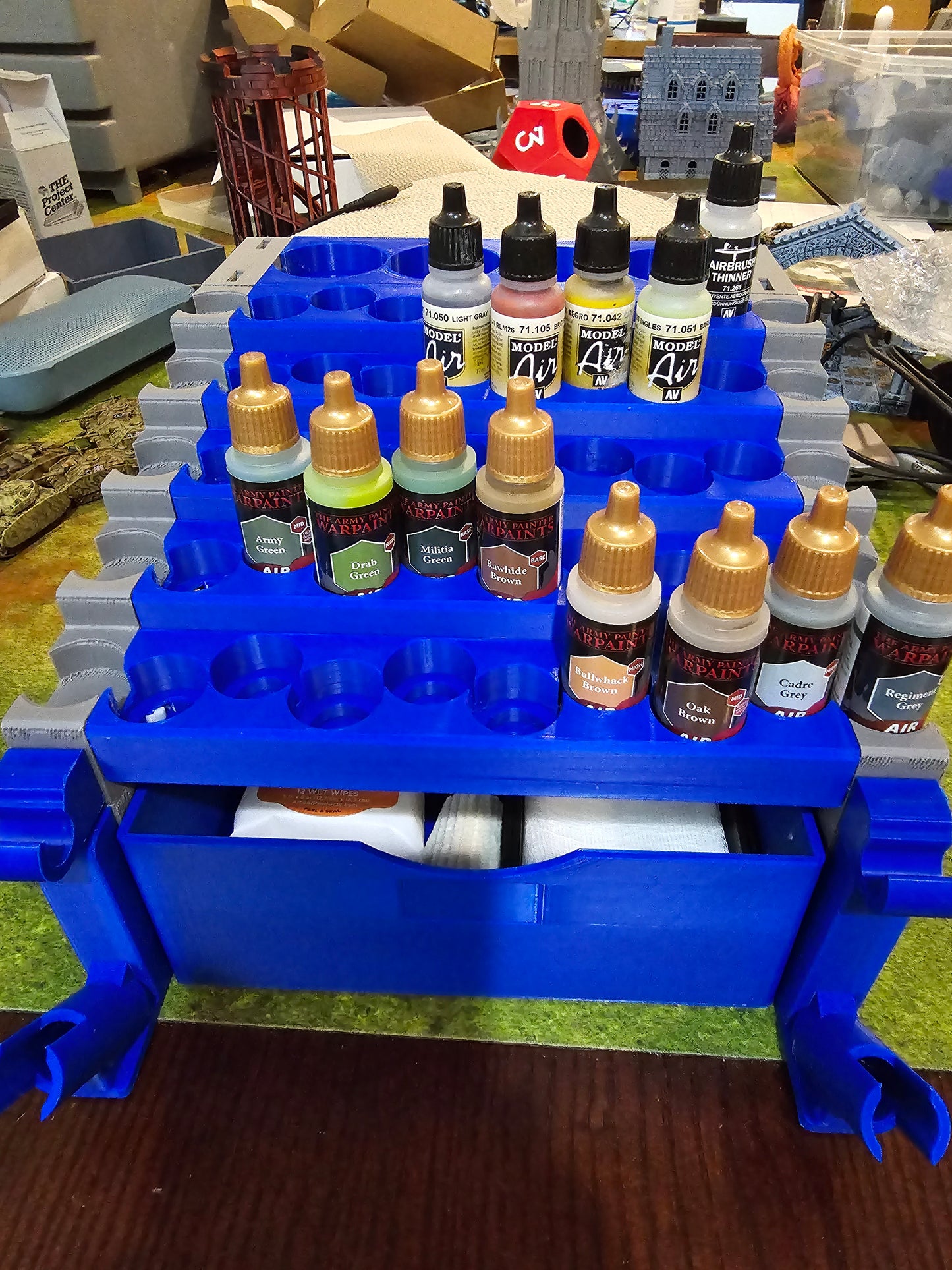 Large Airbrush Station