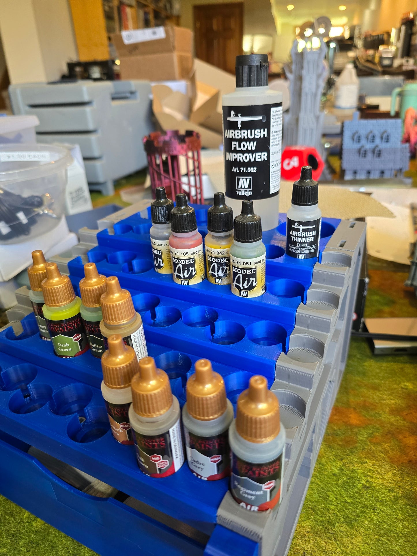 Large Airbrush Station